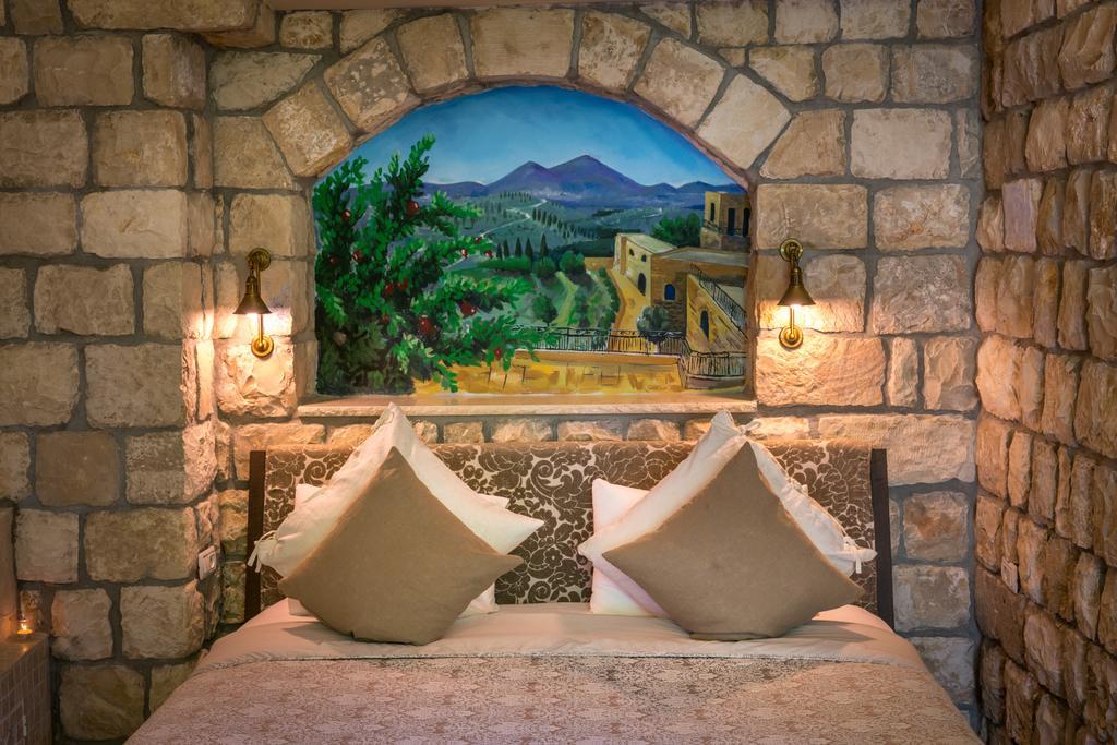 Beit Ha'Omanim Hotel Zefat Room photo