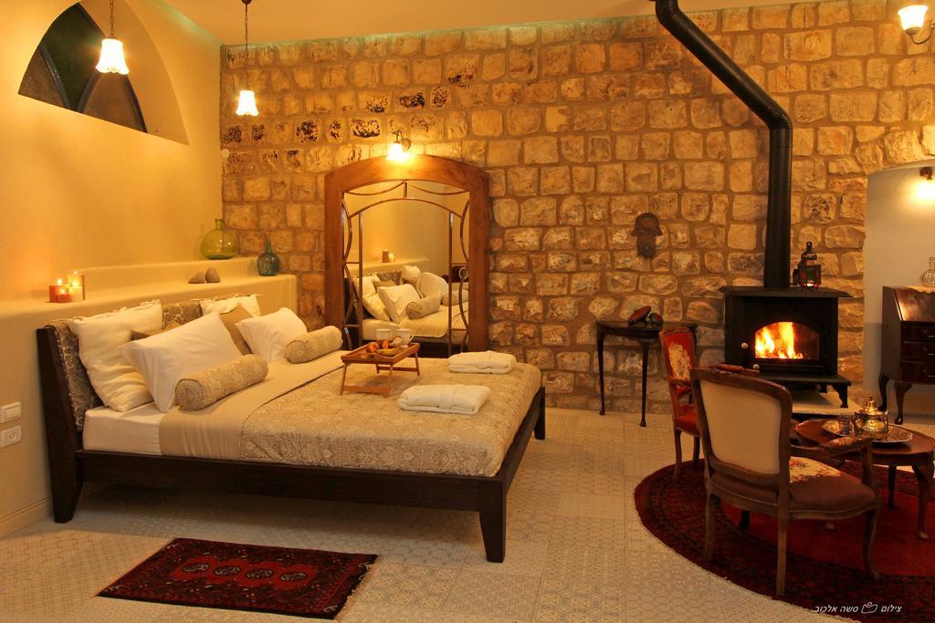 Beit Ha'Omanim Hotel Zefat Room photo